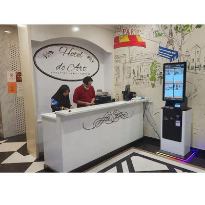 Escáner Qr de la cámara Gestión de la cola del quiosco del aeropuerto Pantalla táctil